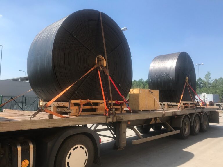 Przeładunek kontenerów w Sławkowie